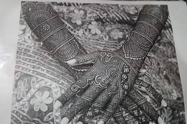 New pencil sketch mehndi design 😍😍...... Follow 👉@mehndi_a_design .....  ..... ..... #mehndi #mehndidesign | Instagram