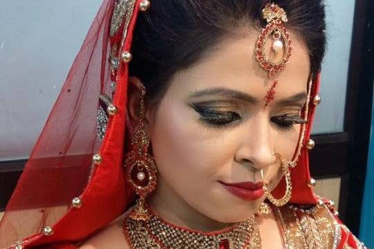 Bridal makeup