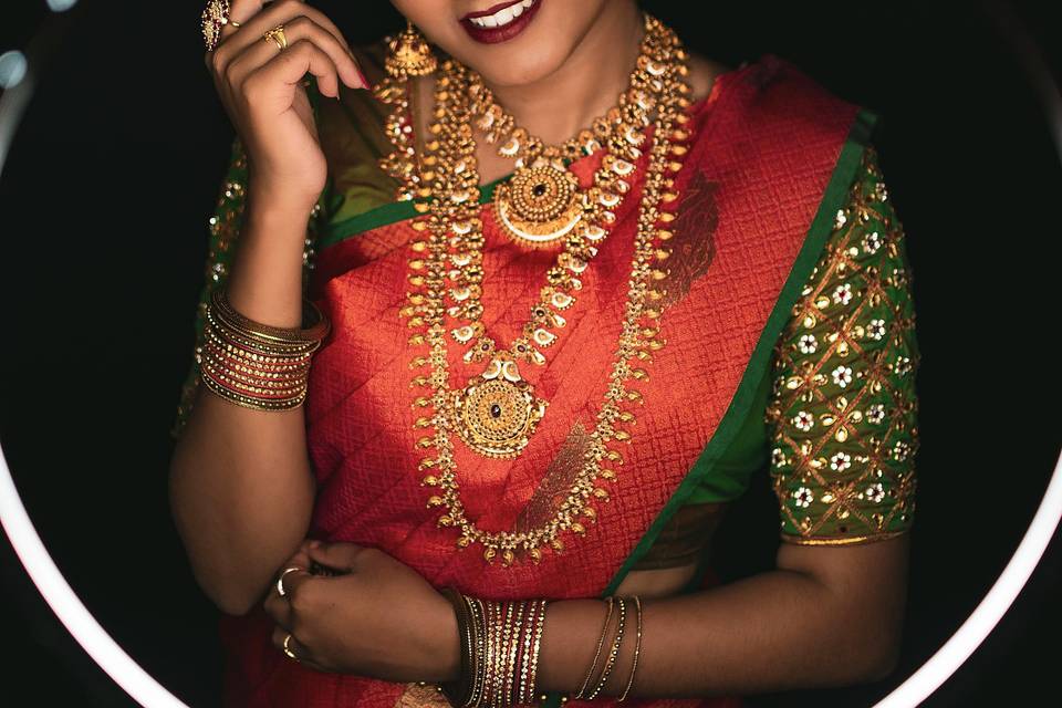 Dharini Ganesh Makeup Artist, Chennai