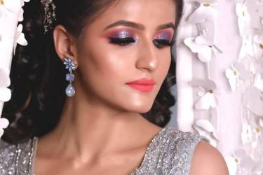 Krush Nd Blush Makeup Studio And Academy - Makeup Salon - Dharampeth -  