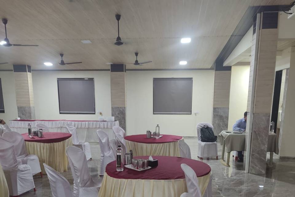 Hotel Manas Dhabha