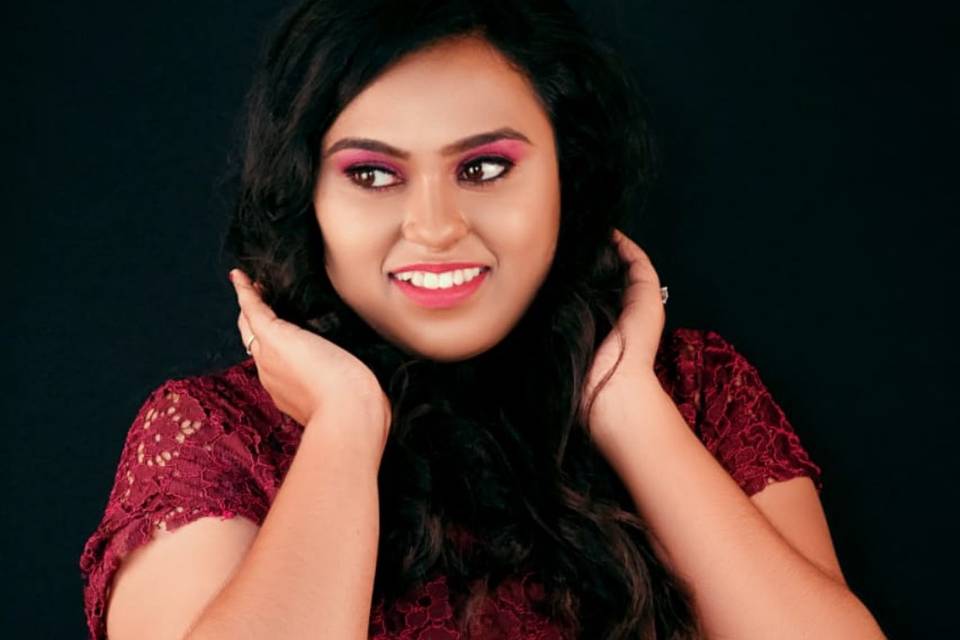 Iswarya Pro Makeup Artist