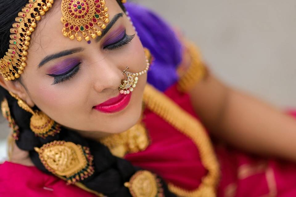 Iswarya Pro Makeup Artist