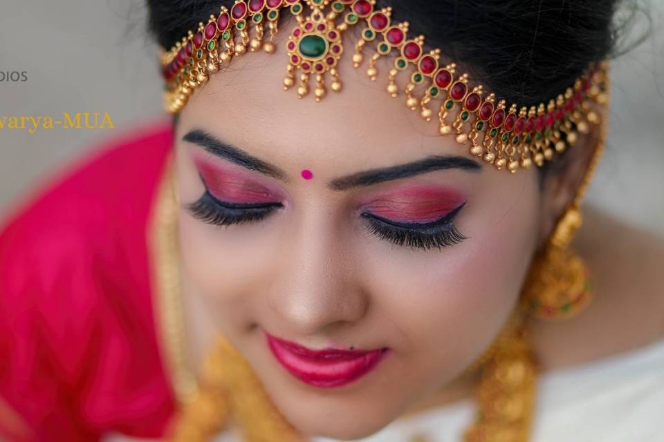 Iswarya Pro Makeup Artist