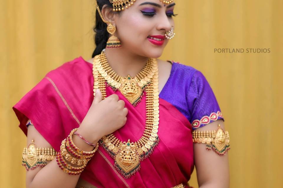 Iswarya Pro Makeup Artist