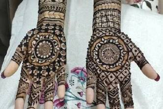 Designer mehndi