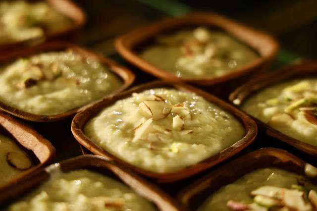 Kesar Phirni in Clay Bowl | Tr