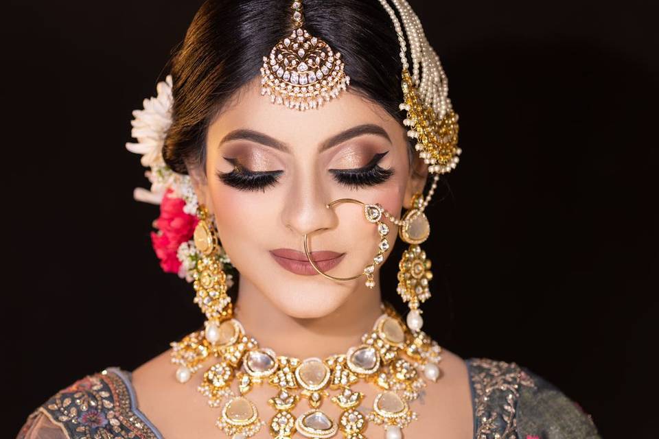 Bridal makeup