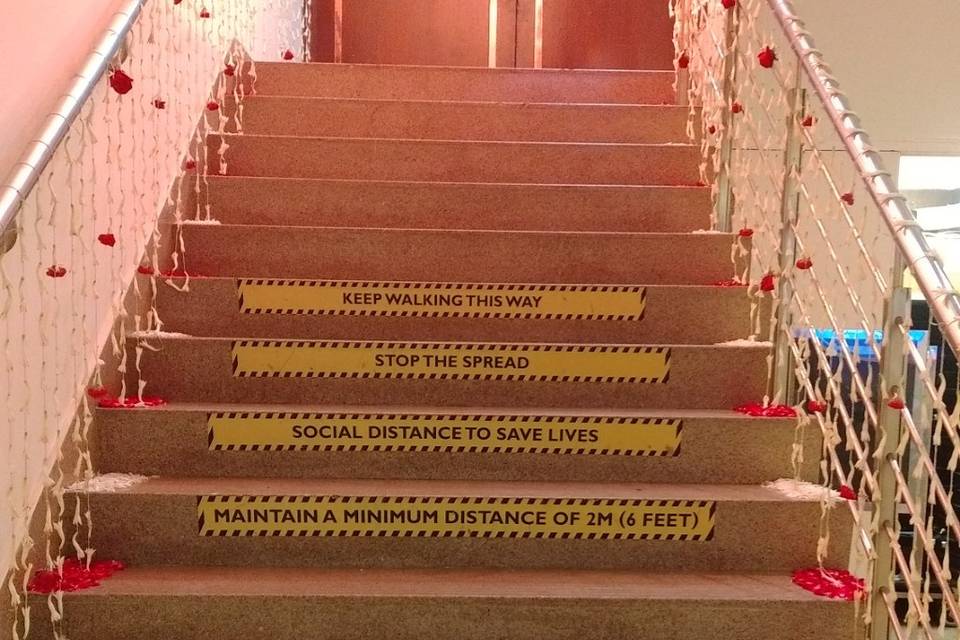 Stairs passage