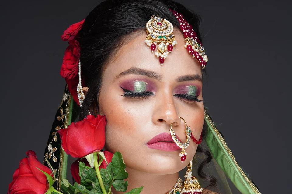 Get Glamours by Neelu