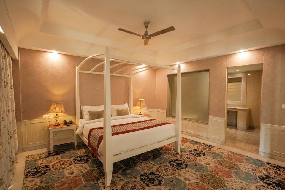 Traavista Surya Mahal Resort & Spa