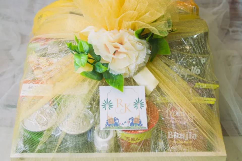 Wedding Room Hamper