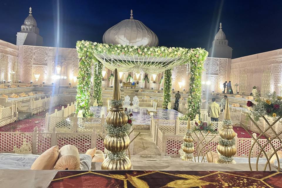 Maharaja Mahal with Lighting