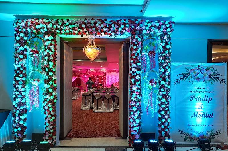 Entrance decor