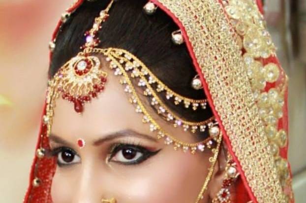 Bridal makeup