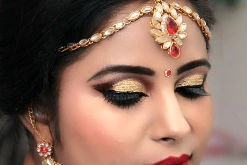 Bridal makeup