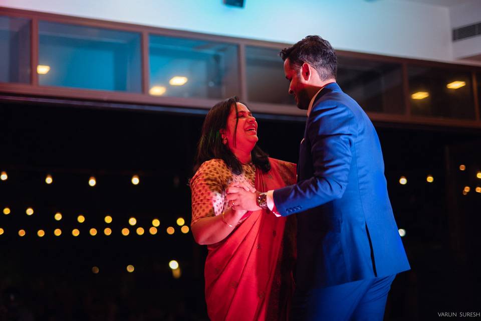 Groom and mother dance