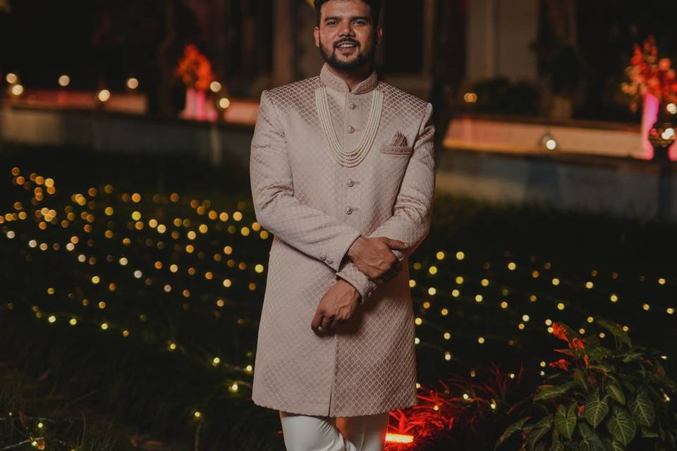 Groom