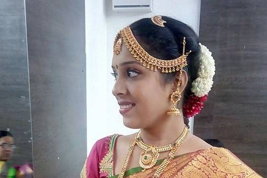Gorgeous Bridal Hairstyles For Future Brides - West India Fashion