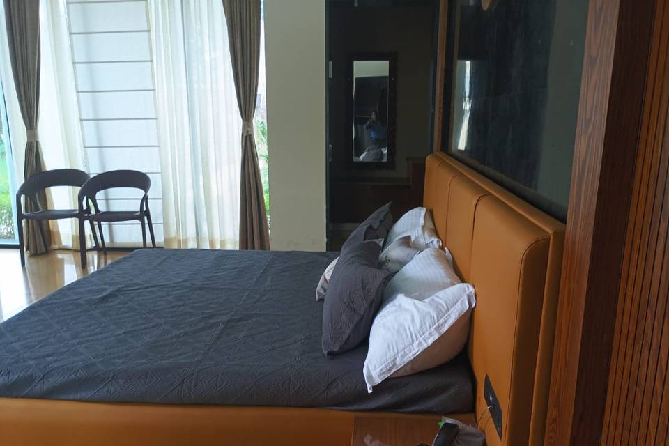 Accommodation