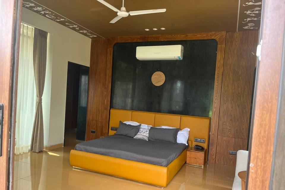 Accommodation