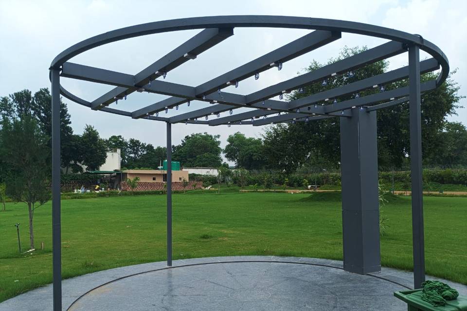 Lawn area