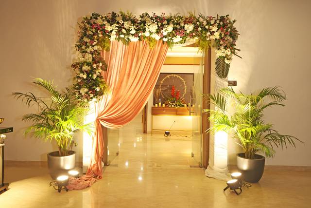Entrance decor