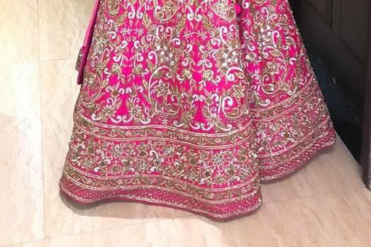 Anushka Sharma fashion gallery | Femina.in | Indian fashion dresses, Dress  indian style, Indian outfits lehenga