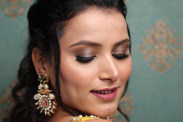 Party makeup