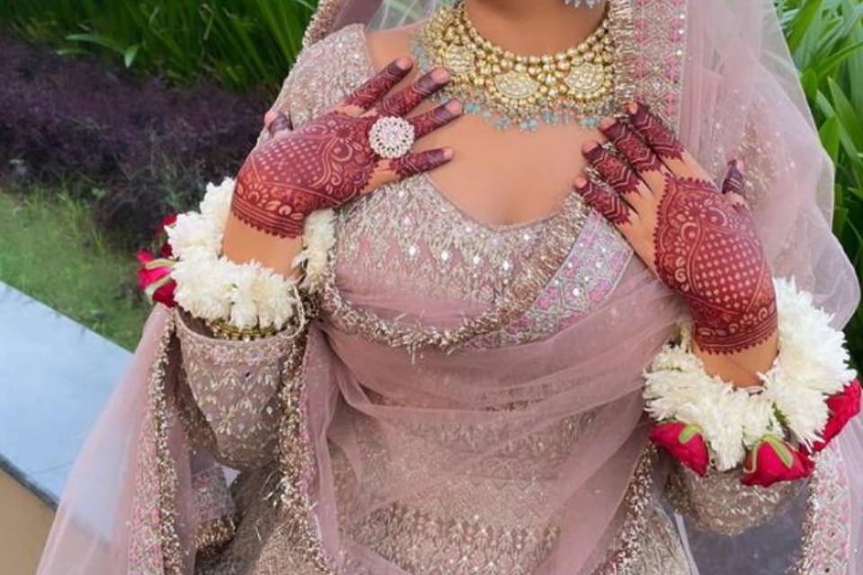 Muslim bride look