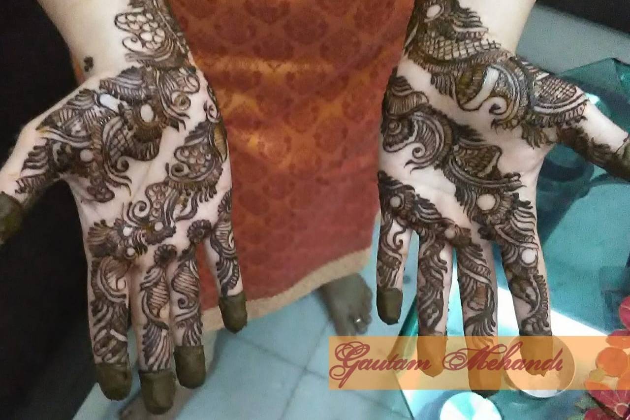 Brides are making wedding designs with mantras, alliances and farewells |  दूल्हा-दुल्हन की मेहंदी: शादी के लिए मंत्र, गठबंधन और विदाई वाले डिजाइन  बनवा रही हैं ब्राइड्स | Dainik ...