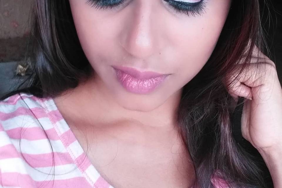 Party makeup