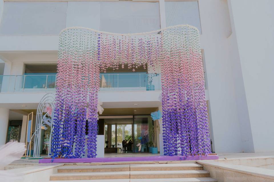 Entrance decor