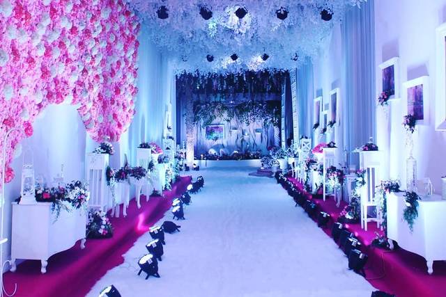 Entrance decor