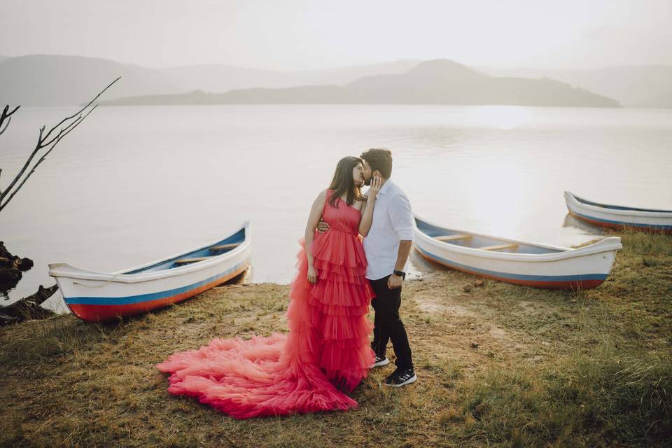 Pre-wedding Couple Shot