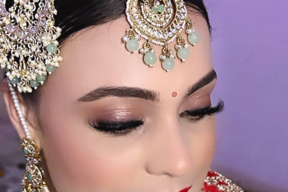 Bridal makeup