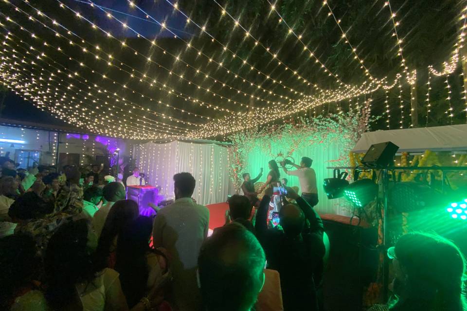 Abhishek Lawns