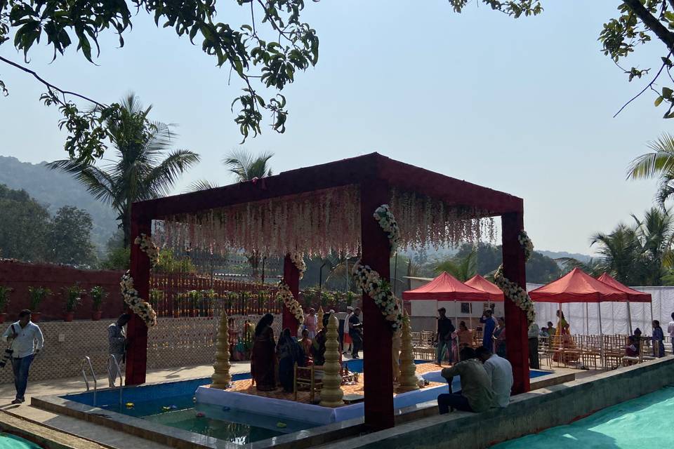 Abhishek Lawns