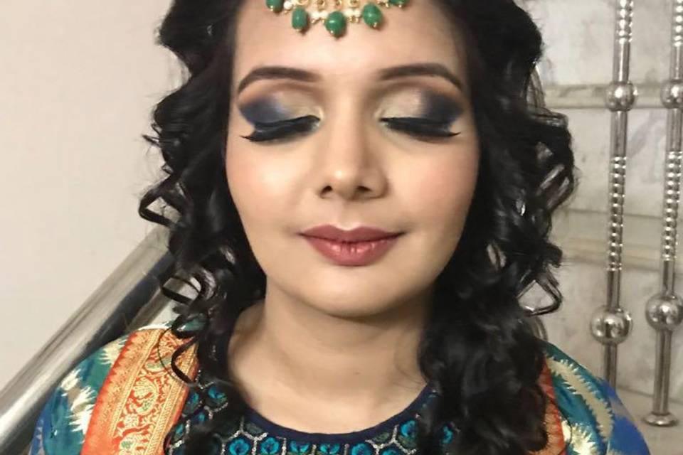 Party makeup