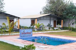 Dreamland Farm and Resort