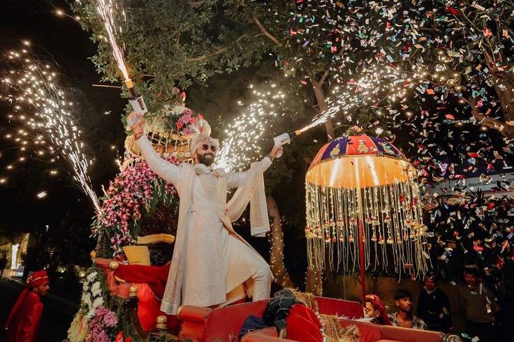 Groom entry