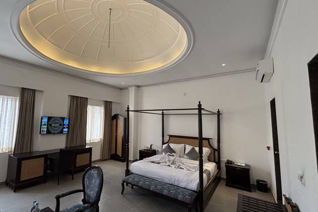 Suite Room