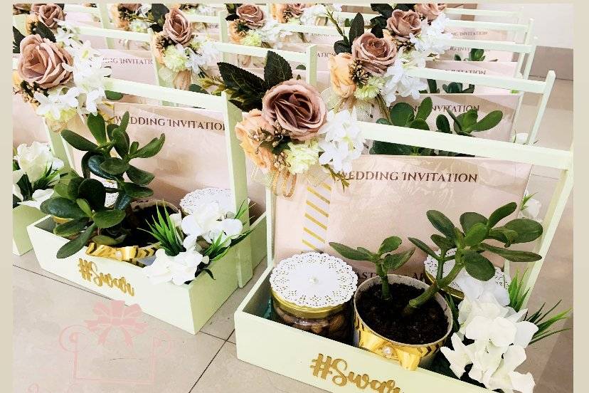 Invitation Hamper