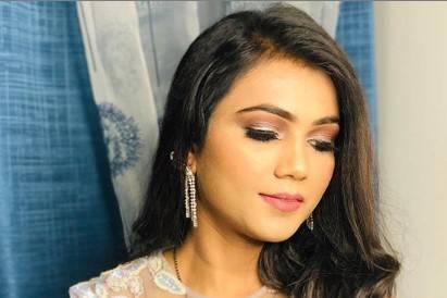 Sanjana Aggarwal Makeup Artist