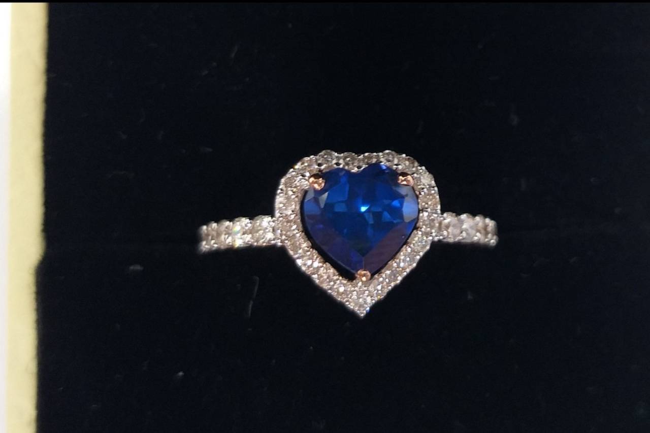 Palladium Diamond Engagement Rings | Lorel Diamonds