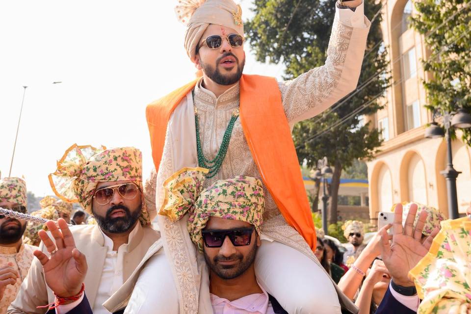 Groom