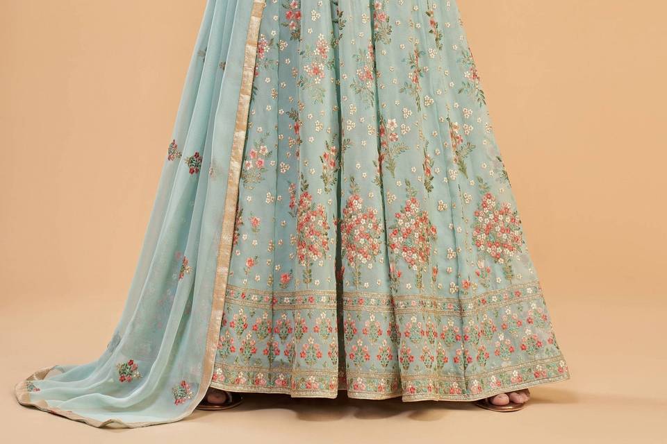 Embroidered Long Anarkali Lehe