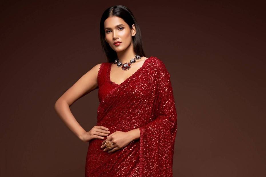 Shimmer red saree