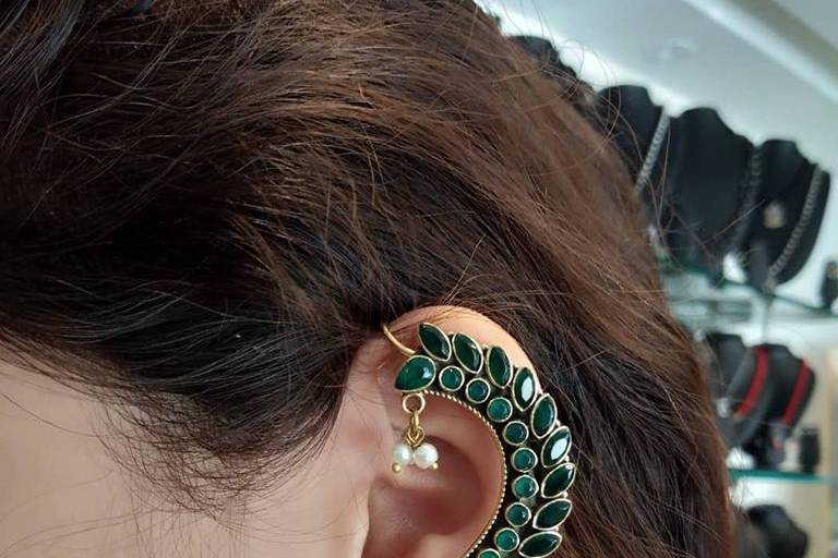 Zircon Earcuffs