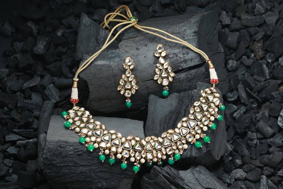 Kundan Jewellery Set